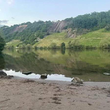 Casa de Férias Auszeit Am Guelser Moselbogen 20 In