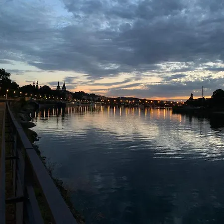 Semesterbostad Auszeit Am Guelser Moselbogen 20 In