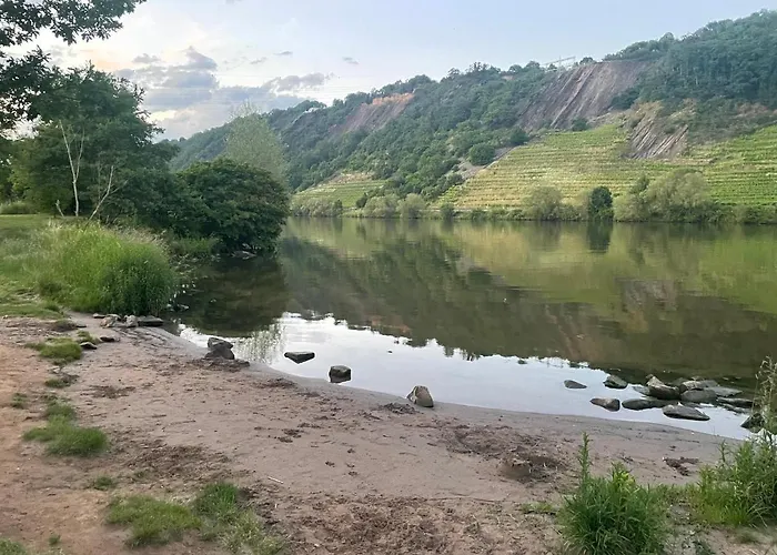Auszeit Am Guelser Moselbogen 20 In コブレンツ